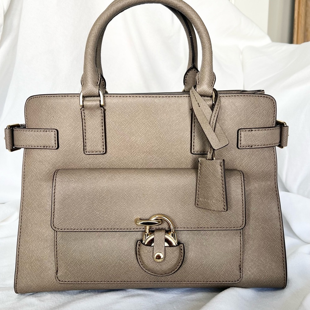 SOLD.  NWOT! Michael Kors Emma Large Saffiano Dune Leather Tote 100% Authentic